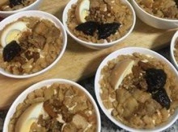 step16: 最後在空白處鋪上炒過的菜脯；