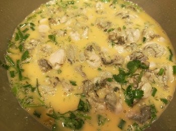 step4: 最後加入生蠔輕輕拌勻。