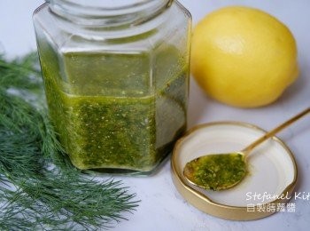 step4: 因有檸檬汁，請倒入玻璃瓶後，存放在雪柜內，可隨時使用