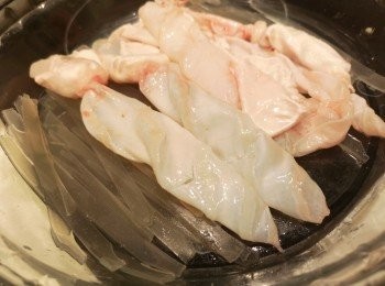 step6: 再鋪上魚卜。