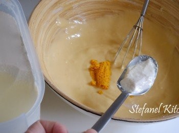 step4: 加入橄欖油、乳酪及橙皮蓉混和