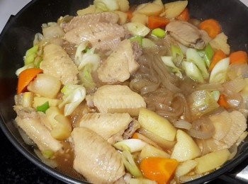 step12: 粉絲煮諗就可以熄火，完成。