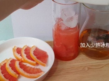 step6: 加入少許冰粒
