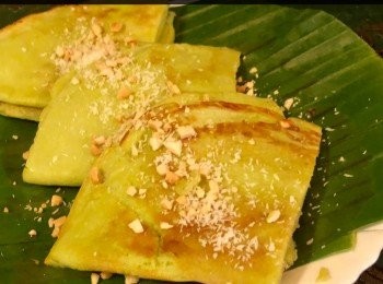 step6: 上桌時可加少許椰絲和碎果仁作點綴。