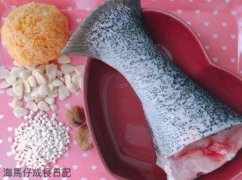 step1: 洗淨雪耳、川貝、南北杏、蜜棗