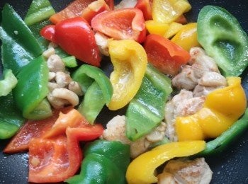 step4: 下三色椒炒
