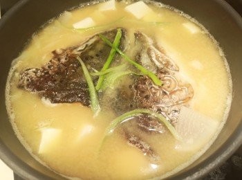 step8: 最後加入豆腐翻滾即完成。