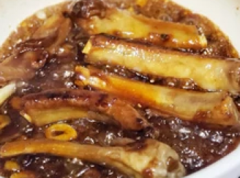 step8: 中慢火炆煮25分鐘(期間反轉一下以保持上汁均勻) 即成