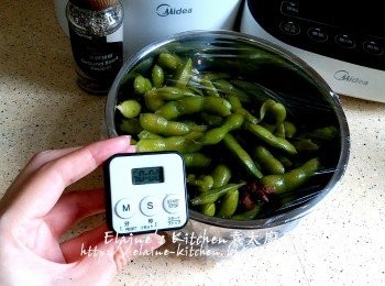 step10: 蓋上保鮮紙入冰箱冷藏1小時至入味即可