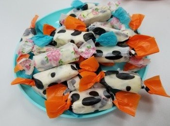 step4: 用糖紙包裝好，即可放入密實袋或玻璃樽保存