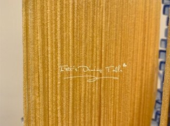 step9: 麵條掛上晾麵架至少2小時，即可用作烹調