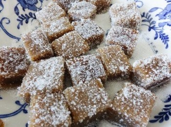 step6: 沾上砂糖或椰絲即成！