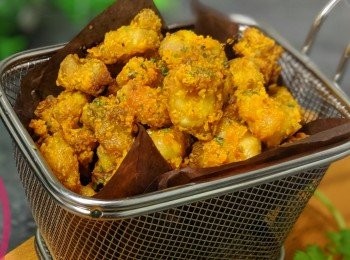 step6: 最後灑上洋芫茜碎和鹽！