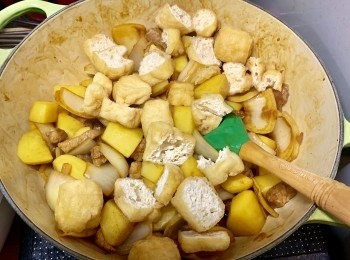 step6: 加入豆卜，炒一炒。