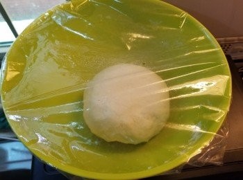 step2: 麵團放至室溫大約至少1小時備用，