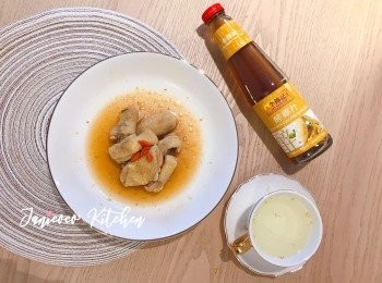 step8: 食用時撒上桂花乾拌碟，即可上碟。