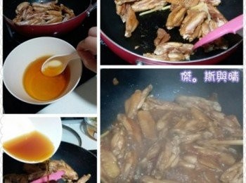 step2: 取出日本梅子, 並以叉擠出梅核，及預備少許薑絲, 備用，先將鑊燒紅預熱並放少許油, 將薑絲放入鑊中爆香，再將已醃製好既<a href="https://bit.ly/3zHU5V3" target="_blank" data-keyword="雞翼" class="guide-link"><strong>雞翼</strong></a> <span style="display:inline-block;vertical-align:middle;margin-top:-3px;color:initial;border-radius:3px;padding:2px 3px;font-size:12px;line-height:14px;background:#87d300;color:#fff;">即買</span> 放入鑊中煎至兩邊金黃，再放入梅子連<a href="https://bit.ly/3zHU5V3" target="_blank" data-keyword="雞翼" class="guide-link"><strong>雞翼</strong></a> <span style="display:inline-block;vertical-align:middle;margin-top:-3px;color:initial;border-radius:3px;padding:2px 3px;font-size:12px;line-height:14px;background:#87d300;color:#fff;">即買</span> 一齊炒香，用老抽及蜜糖調製醬汁, 並慢慢加入再炒至收汁即成