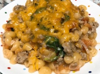 step11: 最後撒上車打芝士碎即成。