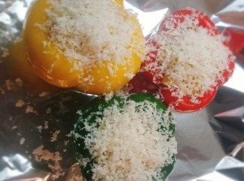 step10: 最後灑上芝士碎，160度焗約15分鐘便成。