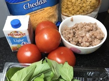 step1: <span class="group_1">食材</span>儲備。