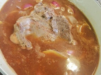 step7: 醬汁要浸過九成牛頰肉。