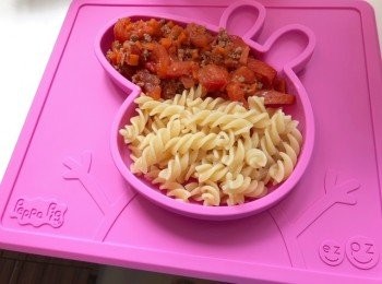 step5: 把材料倒在意粉上就完成