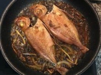 step6: 加入水再次煮滾；