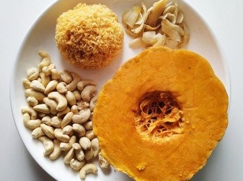 step1: 先準備好<span class="group_1">食材</span>