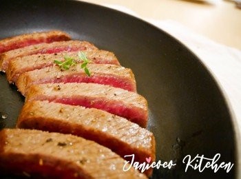 step7: 最後就可以切成片或整塊上桌啦！