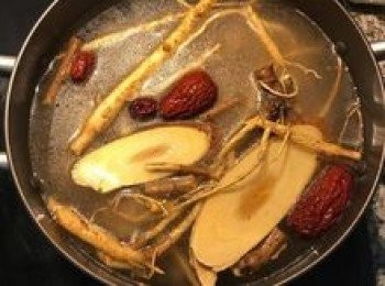 step5: 加水到8分滿；大火煮滾；
