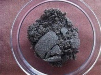 step2: 用攪拌機將其研成黑芝麻粉