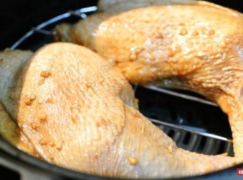 step4: 氣炸鍋180度炸20分鐘, 轉200度炸6-8分鐘