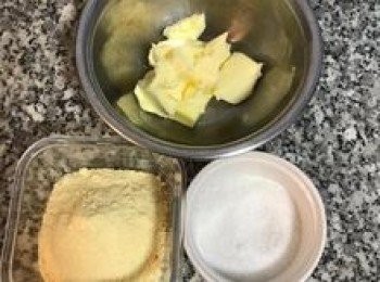 step1: 三種材料秤好，無鹽奶油放室溫到軟化；
