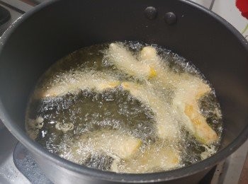 step13: 至南瓜浮起之後轉大火逼出多餘油份