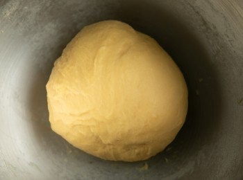 step3: 再來將麵糰整圓後靜置約30分鐘。