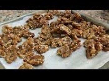 step10: 合桃轉至另一托盤上, 立即把每粒分開