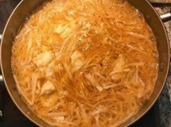 step11: 待煮滾後調味；