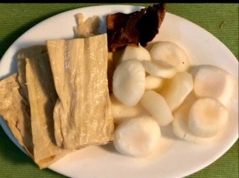 step2: 鮮山竹，馬蹄及浸軟的陳皮備用。