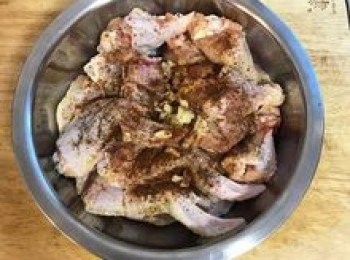 step3: 加入<span class="group_2">醃料</span>；