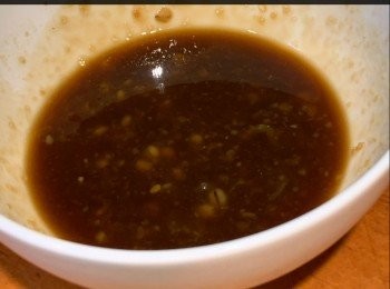 step2: 味噌柚子汁:
柚子味噌 2湯匙
味醂 2湯匙
日本豉油 2湯匙
(將以上材料拌勻)