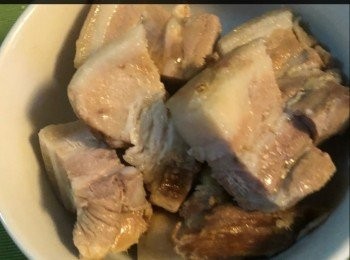 step2: 然後瀝乾水份後切件。