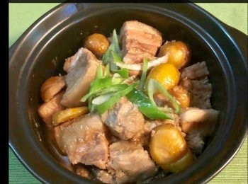 step7: 最後加<span class="group_2">調味料</span>，再煮5分鐘後，放一些大蒜於面便可。



想知道我更多食譜，可去我Facebook 專頁。
https://m.facebook.com/carlineki/