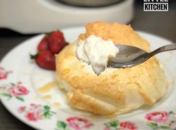 step4: 以150度烤20分鐘取出，撒上蜜糖即可享用。