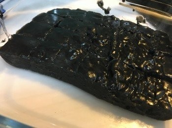 step5: 將粉漿隔渣後倒入糕模內, 中火蒸20分鐘, 放涼後食得