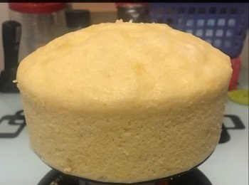 step3: 把粉漿倒入蒸盆上，用大中火蒸45分鐘。