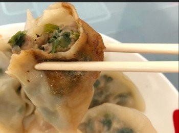 step6: 食起上嚟底會有小小脆口，而且好多肉汁！