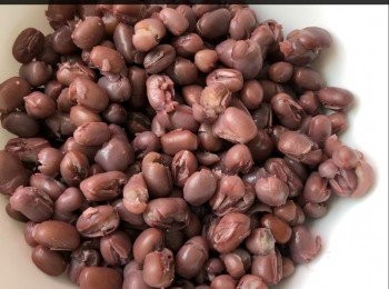 step5: 這我包糭時剩下的紅豆，煲熟加糖壓爛，沒有紅豆的可以不加餡料