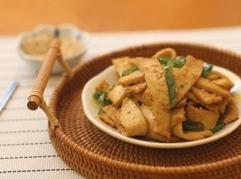 step7: 收火後可按個人口味，加少量蜜糖