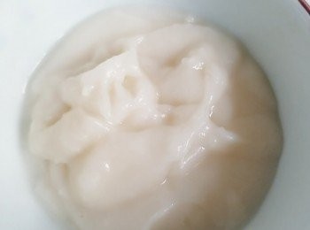 step2: 直至煮成表面有一條條明顯線紋，即是湯種煮好了。