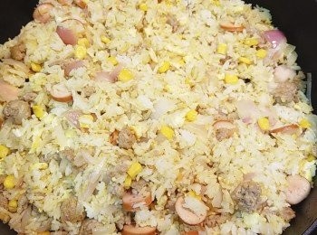 step9: 開大火炒勻至金黃色。